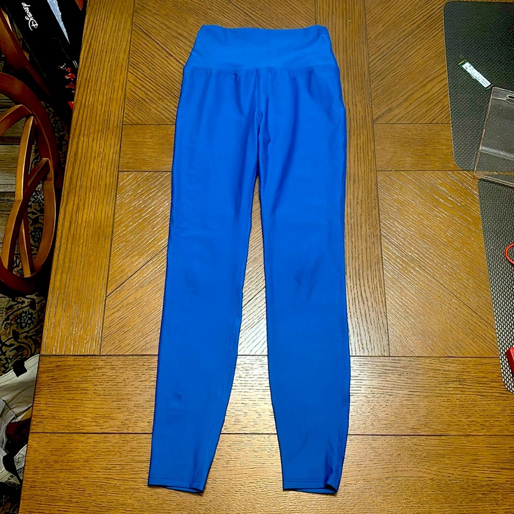 Five dancewear blue leggings, size SA